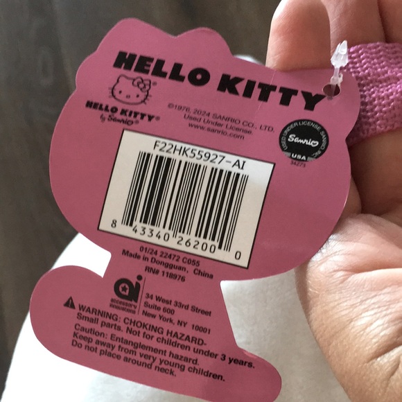 NWT! Hello Kitty Sanrio plush 14” cute backpack. - Picture 3 of 3